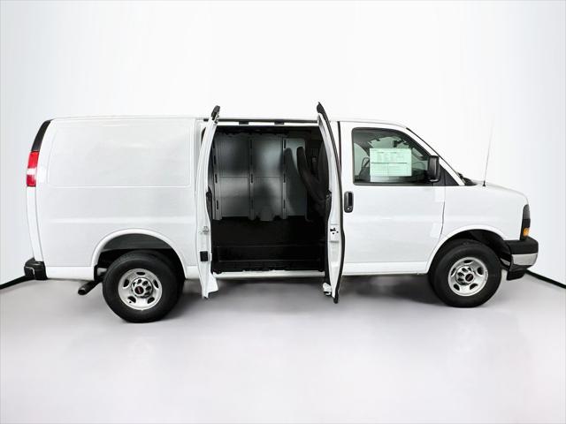 2026 GMC Savana Cargo 3500 Regular Wheelbase, Work Van, RWD