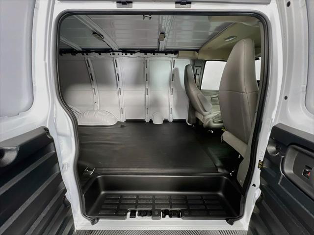 2026 GMC Savana Cargo 3500 Regular Wheelbase, Work Van, RWD