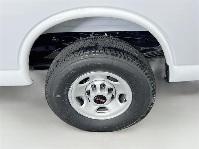 2026 GMC Savana Cargo 3500 Regular Wheelbase, Work Van, RWD