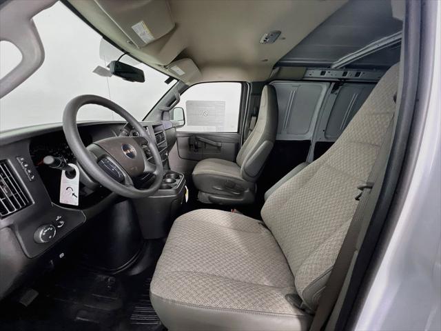 2026 GMC Savana Cargo 3500 Extended Wheelbase, Work Van, RWD