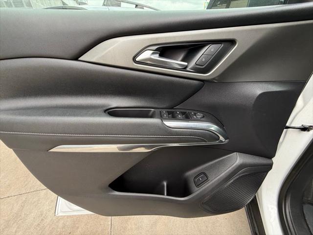 2024 Chevrolet Traverse AWD LT