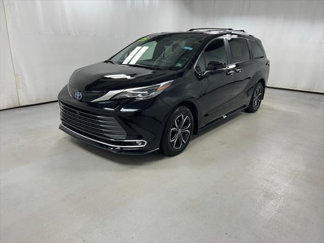2025 Toyota Sienna Platinum 2025 Toyota Sienna Platinum