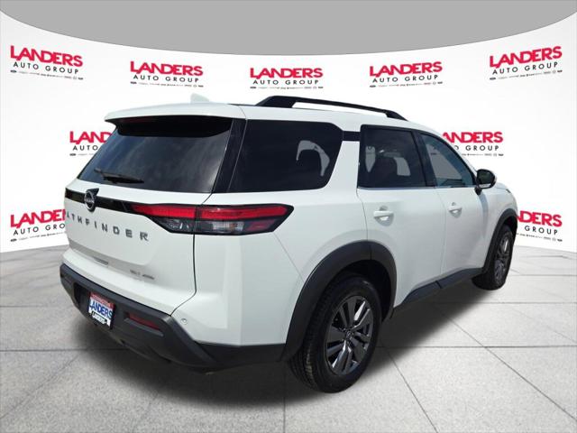 2024 Nissan Pathfinder SV 4WD