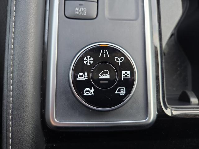 2024 Nissan Pathfinder SV 4WD