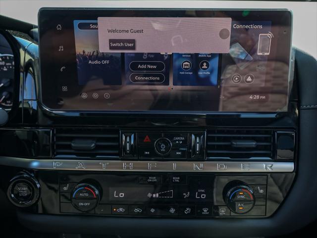 2026 Nissan Pathfinder SV