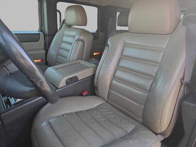 2005 HUMMER H2 Base