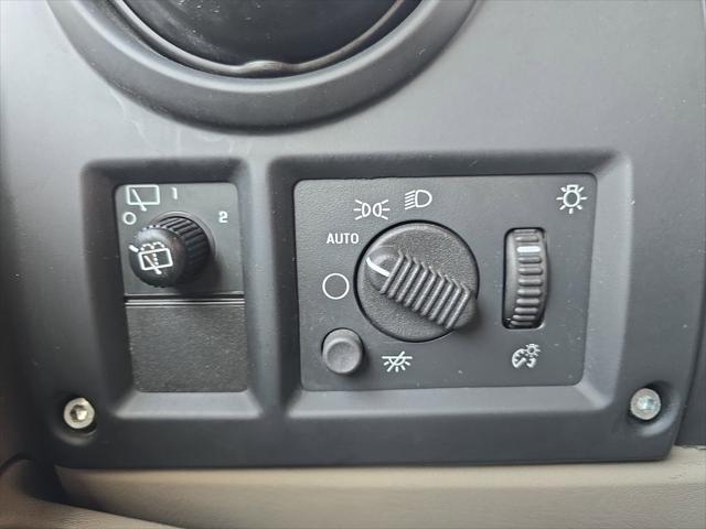 2005 HUMMER H2 Base