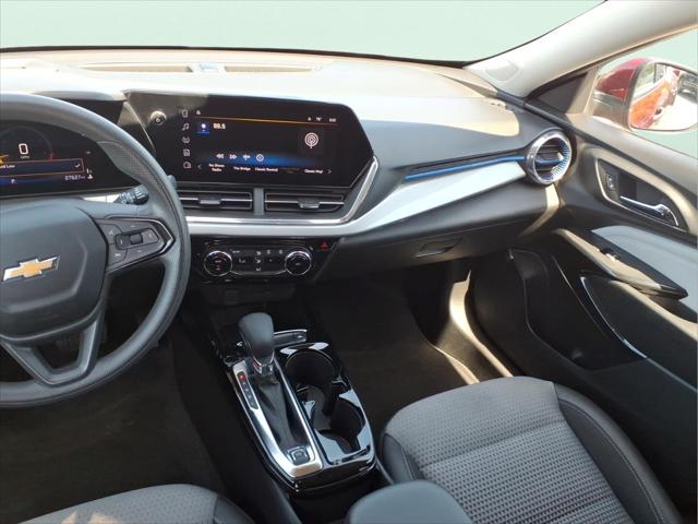 2025 Chevrolet Trax FWD LT
