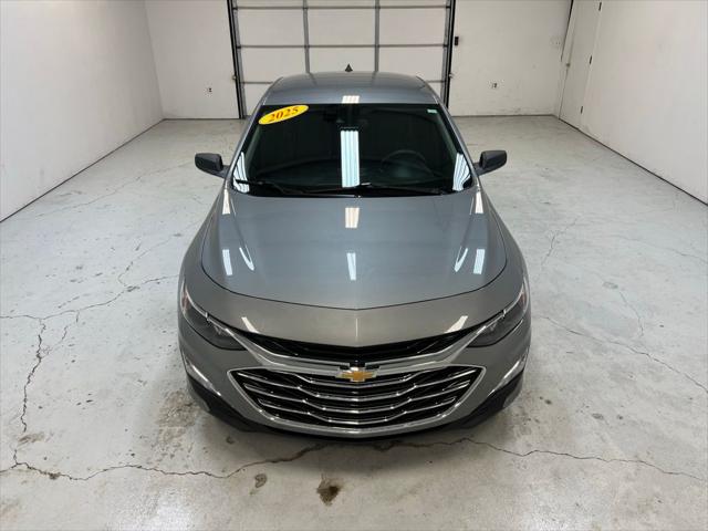 2025 Chevrolet Malibu FWD 1FL
