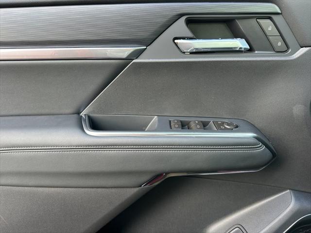 2026 GMC Acadia Elevation FWD