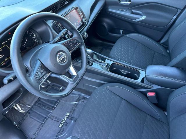 2024 Nissan Kicks SV Xtronic CVT