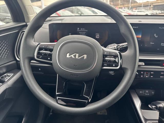 2025 Kia Sorento LX