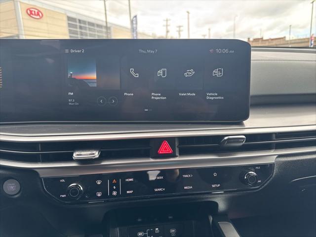 2025 Kia Sorento LX