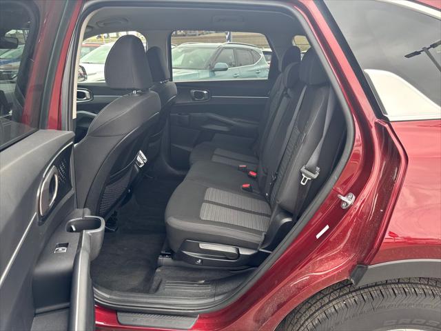 2025 Kia Sorento LX