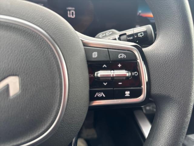 2025 Kia Sorento LX