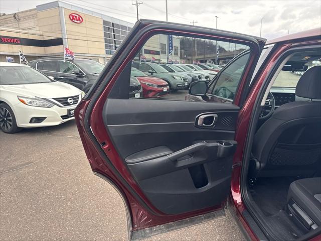 2025 Kia Sorento LX