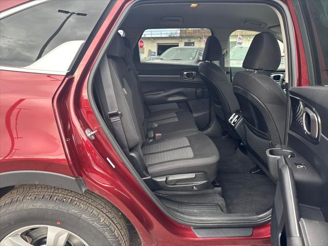 2025 Kia Sorento LX