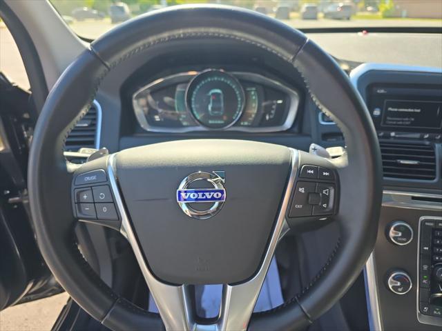 2014 Volvo XC60 3.0L R-Design Premier Plus