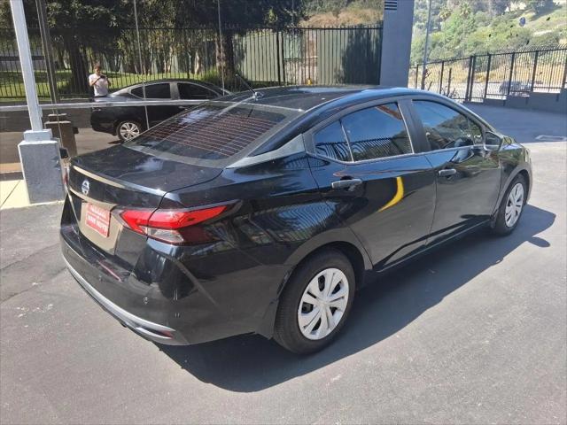 2020 Nissan Versa S Xtronic CVT