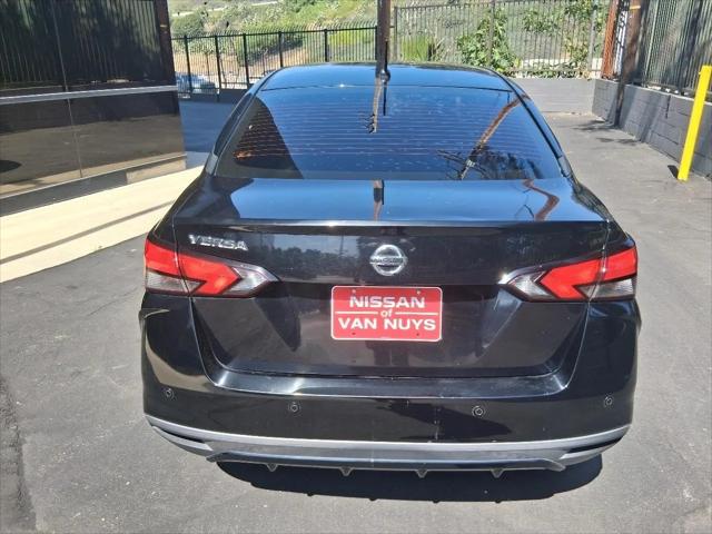 2020 Nissan Versa S Xtronic CVT