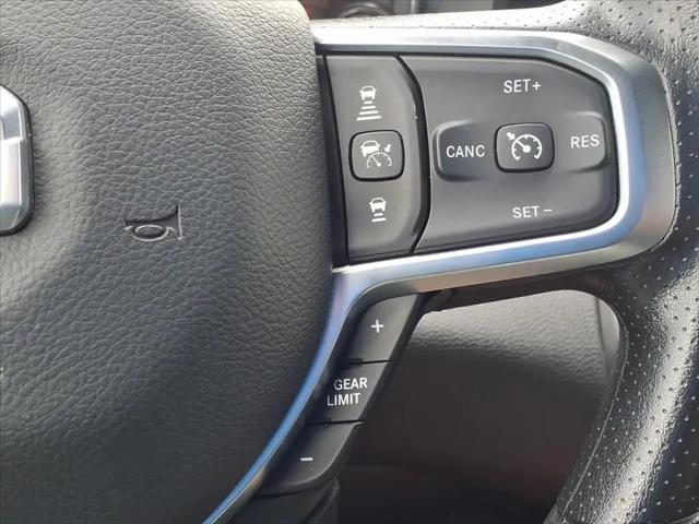 2025 Ram 1500 Warlock Crew Cab 4x4 5'7" Box