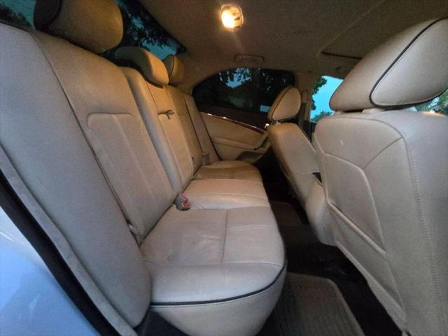 2011 Lincoln MKZ Hybrid Base