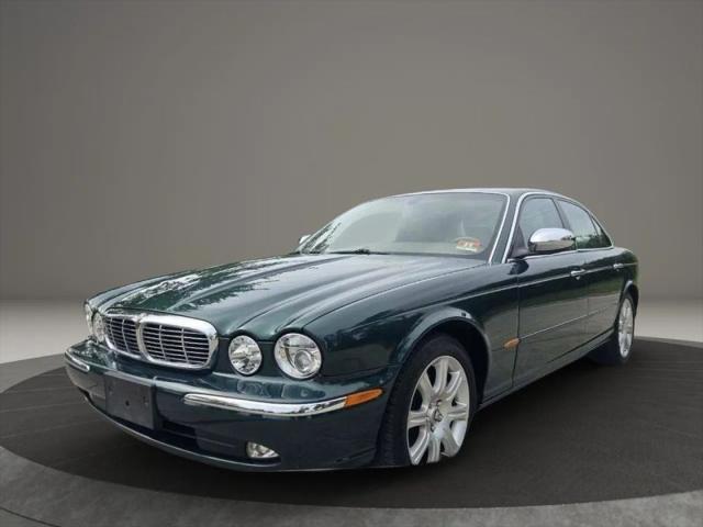 2004 Jaguar XJ Vanden Plas for sale in Roselle, IL