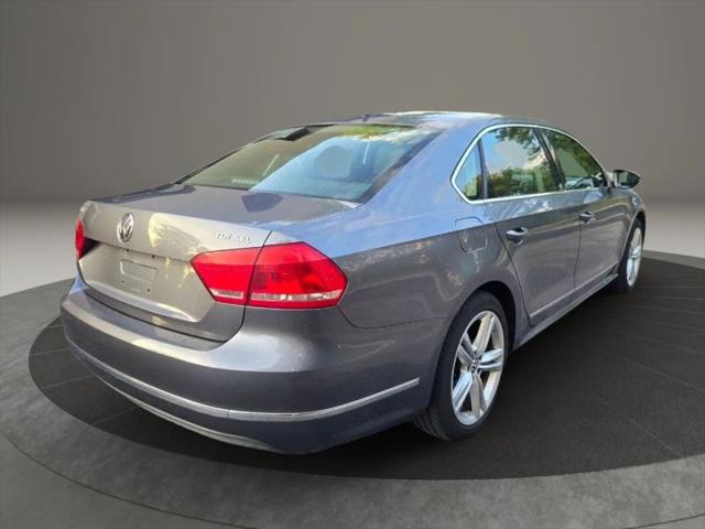 2012 Volkswagen Passat 2.0L TDI SEL Premium