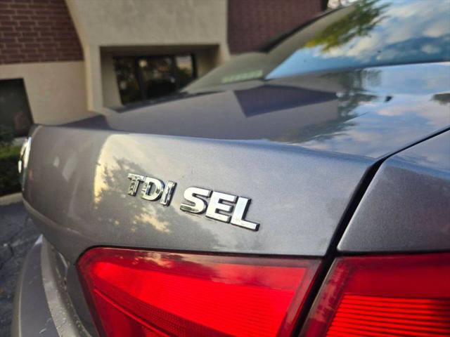 2012 Volkswagen Passat 2.0L TDI SEL Premium