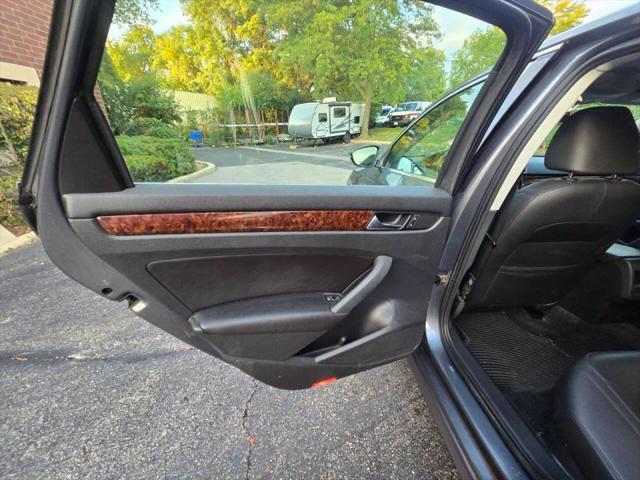 2012 Volkswagen Passat 2.0L TDI SEL Premium