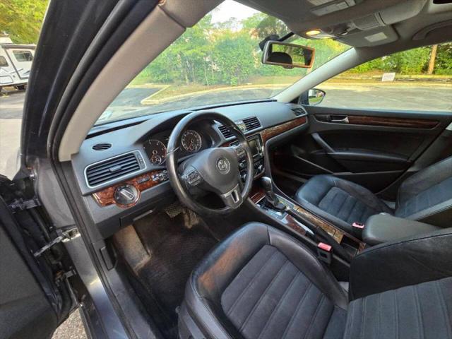 2012 Volkswagen Passat 2.0L TDI SEL Premium