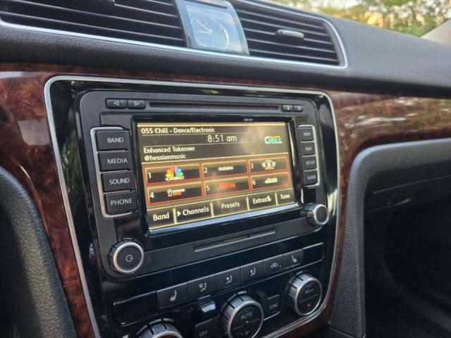 2012 Volkswagen Passat 2.0L TDI SEL Premium