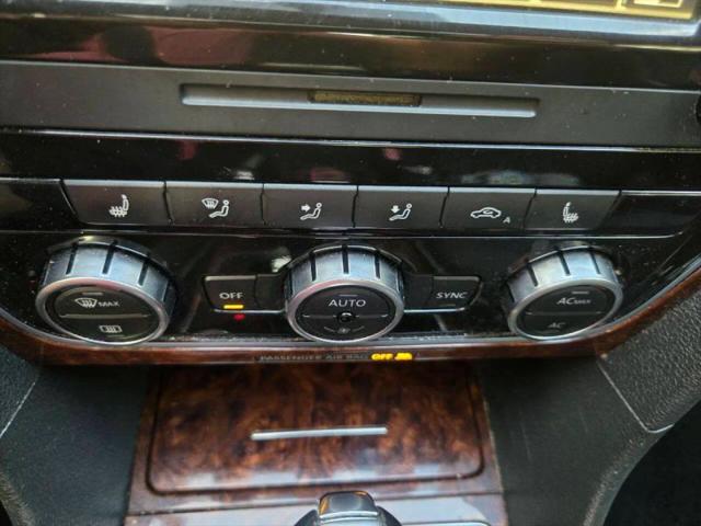 2012 Volkswagen Passat 2.0L TDI SEL Premium