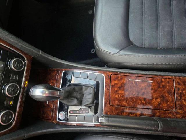 2012 Volkswagen Passat 2.0L TDI SEL Premium