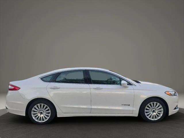 2013 Ford Fusion Hybrid SE