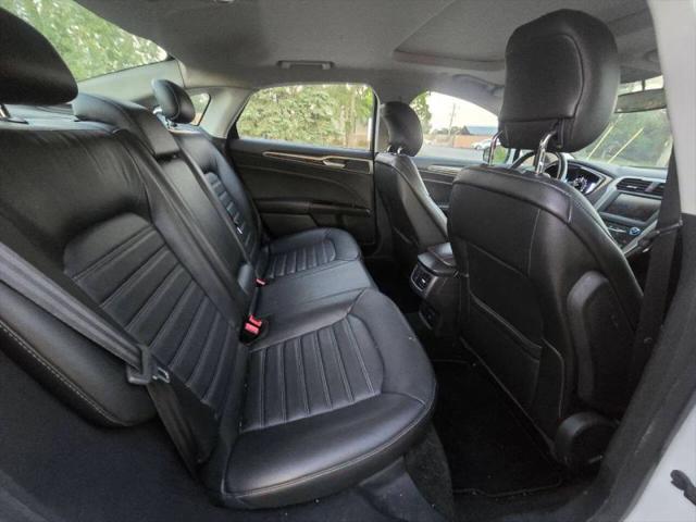 2013 Ford Fusion Hybrid SE