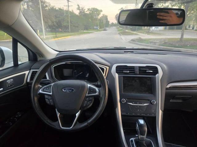 2013 Ford Fusion Hybrid SE