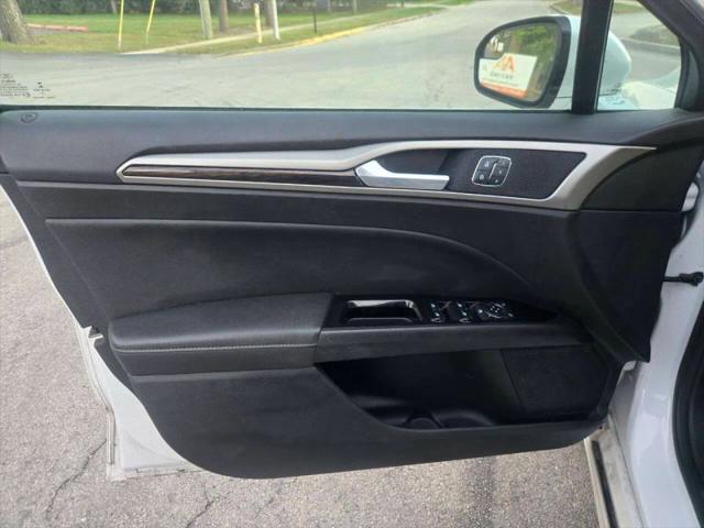 2013 Ford Fusion Hybrid SE
