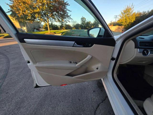 2012 Volkswagen Passat 2.0L TDI SE
