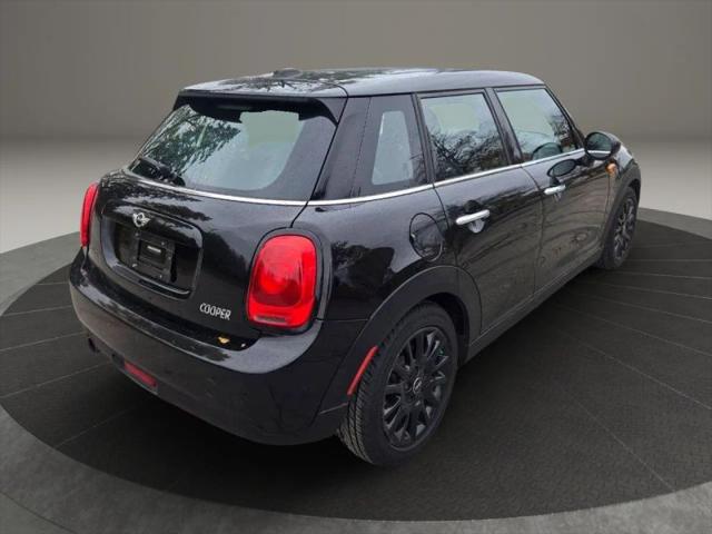 2016 MINI Hardtop Cooper