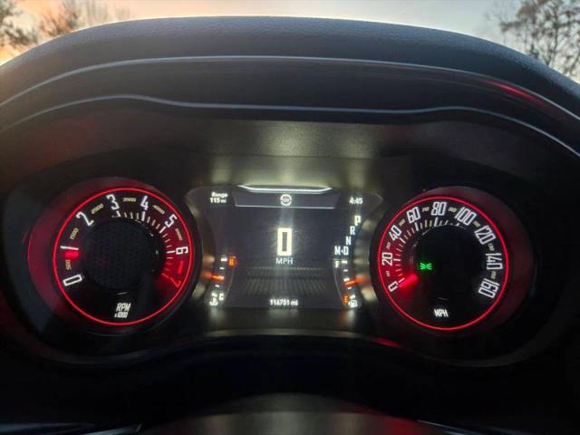 2016 Dodge Challenger SXT