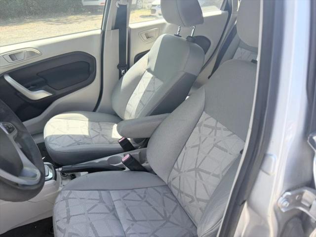 2013 Ford Fiesta SE