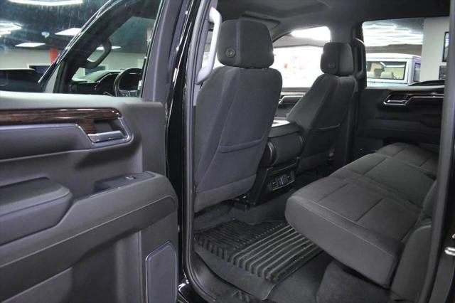 2024 GMC Sierra 1500 4WD Crew Cab Short Box Elevation with 3VL