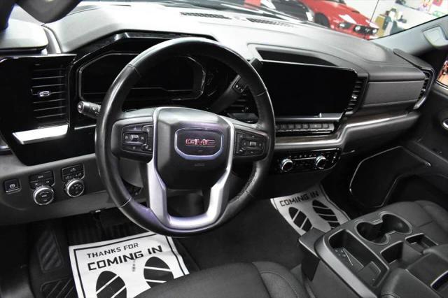 2024 GMC Sierra 1500 4WD Crew Cab Short Box Elevation with 3VL