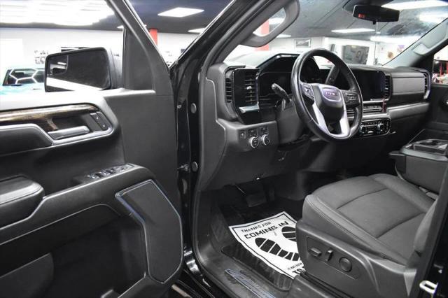 2024 GMC Sierra 1500 4WD Crew Cab Short Box Elevation with 3VL