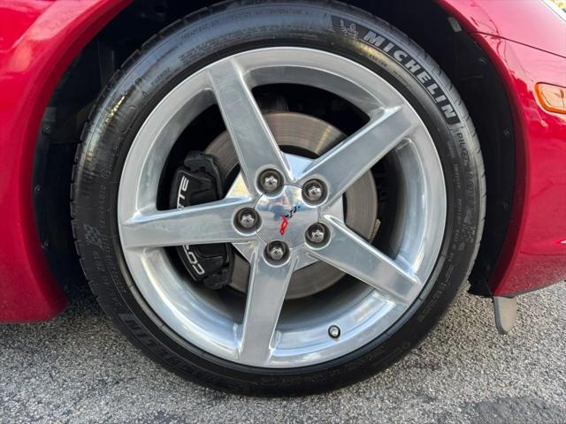 2005 Chevrolet Corvette Base