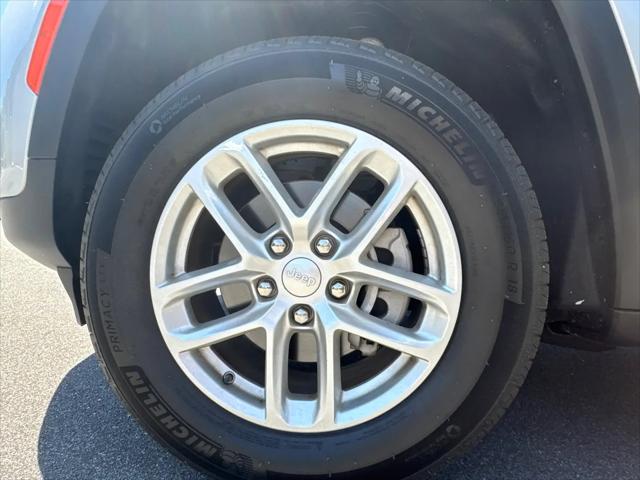 2025 Jeep Grand Cherokee Laredo X 4x2