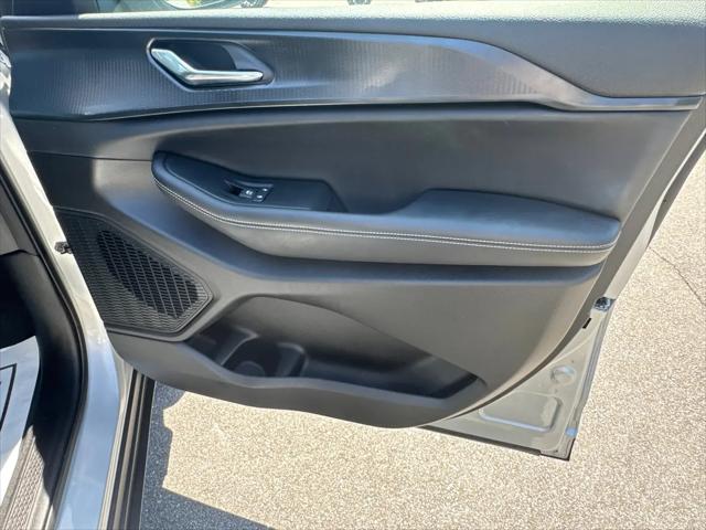 2025 Jeep Grand Cherokee Laredo X 4x2