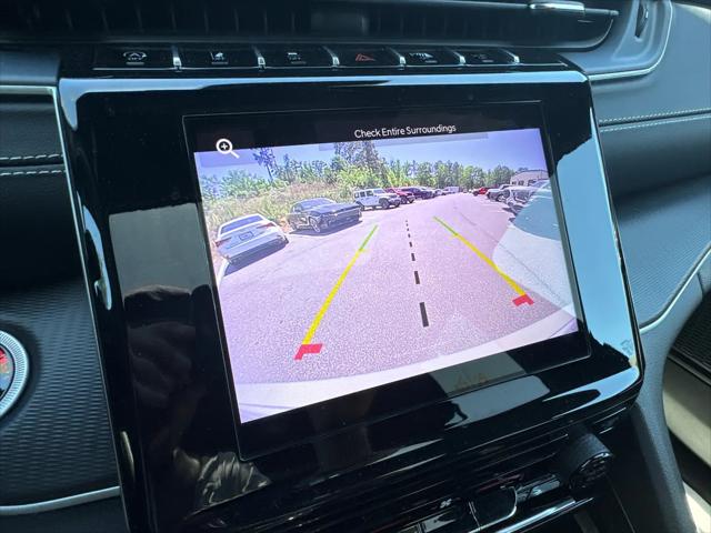 2025 Jeep Grand Cherokee Laredo X 4x2