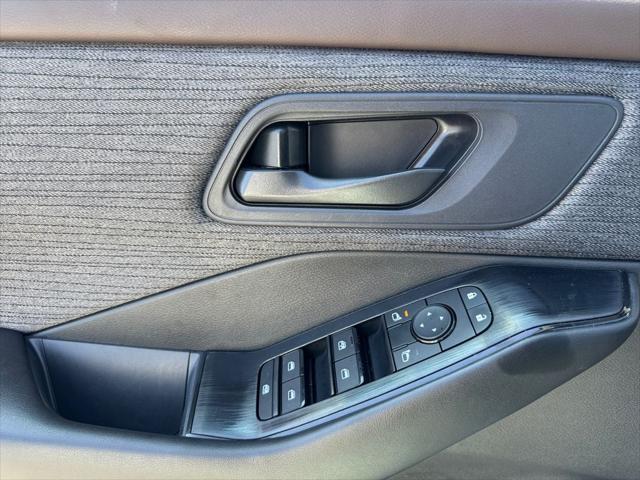 2023 Nissan Rogue S FWD